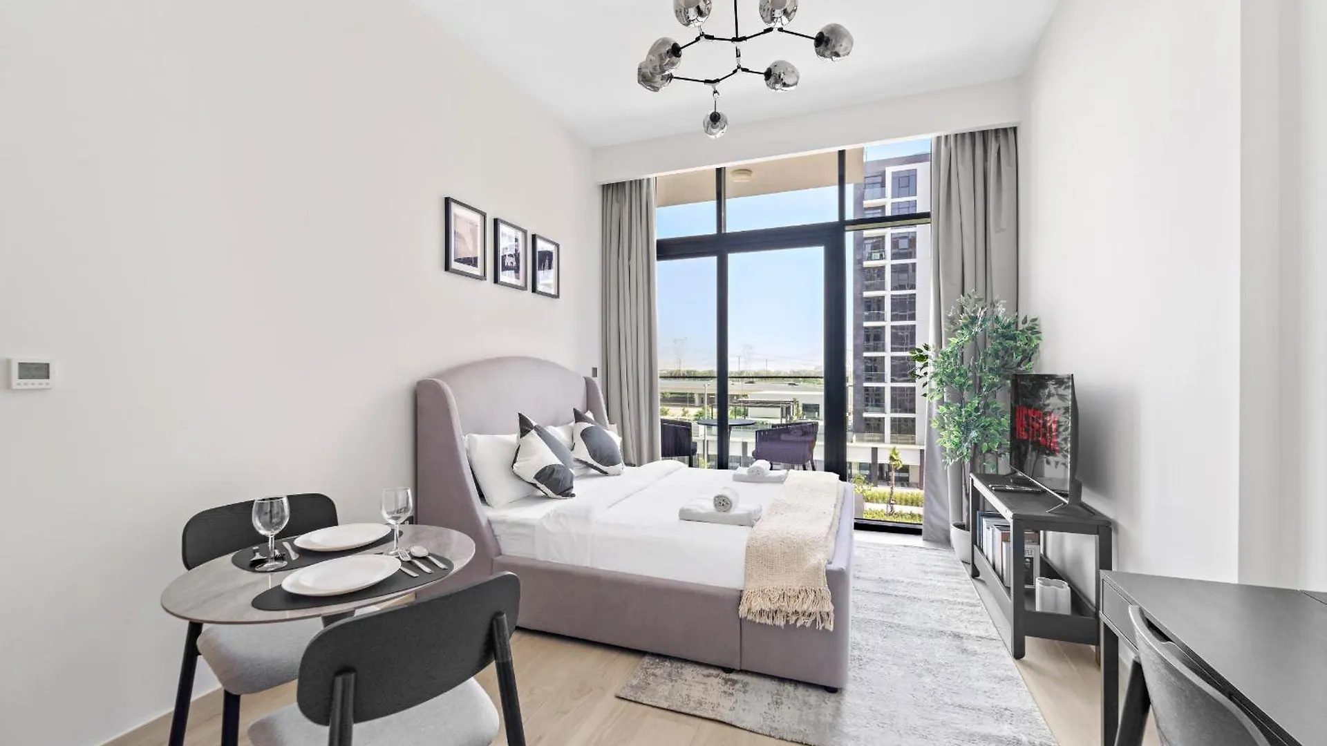 Vayk - Stylish Studio In A Prime Meydan Location Dubai